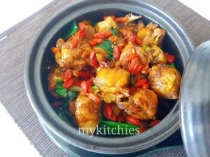 Gà om Thiệu Hưng Kỷ Tử – Braised Shaoxing chicken with Goji berries