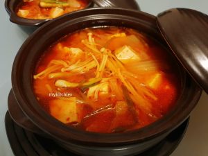Canh Kimchi (김치국)